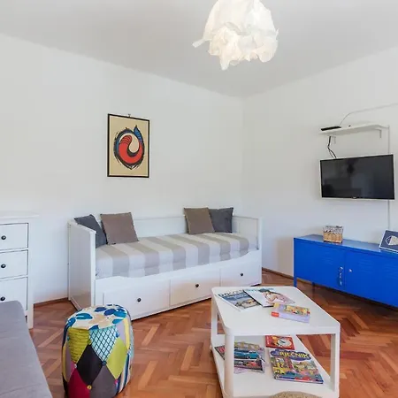 Stunning In With 2 Bedrooms And Wifi 아파트 라벡