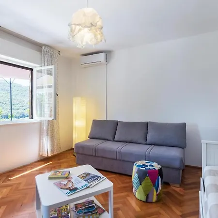 Stunning In With 2 Bedrooms And Wifi 아파트 *